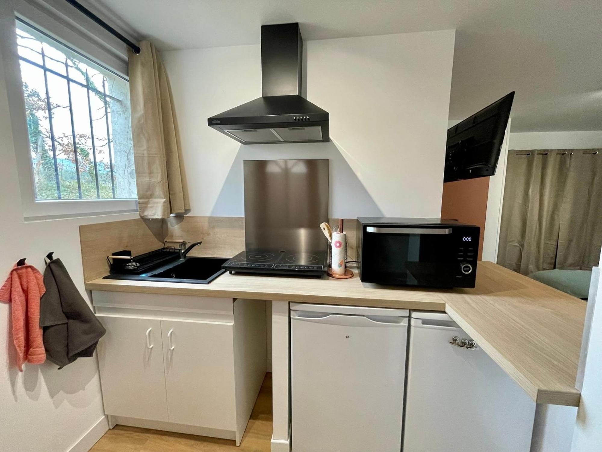 Appartement A La Campagne LʼIsle-sur-la-Sorgue Eksteriør billede